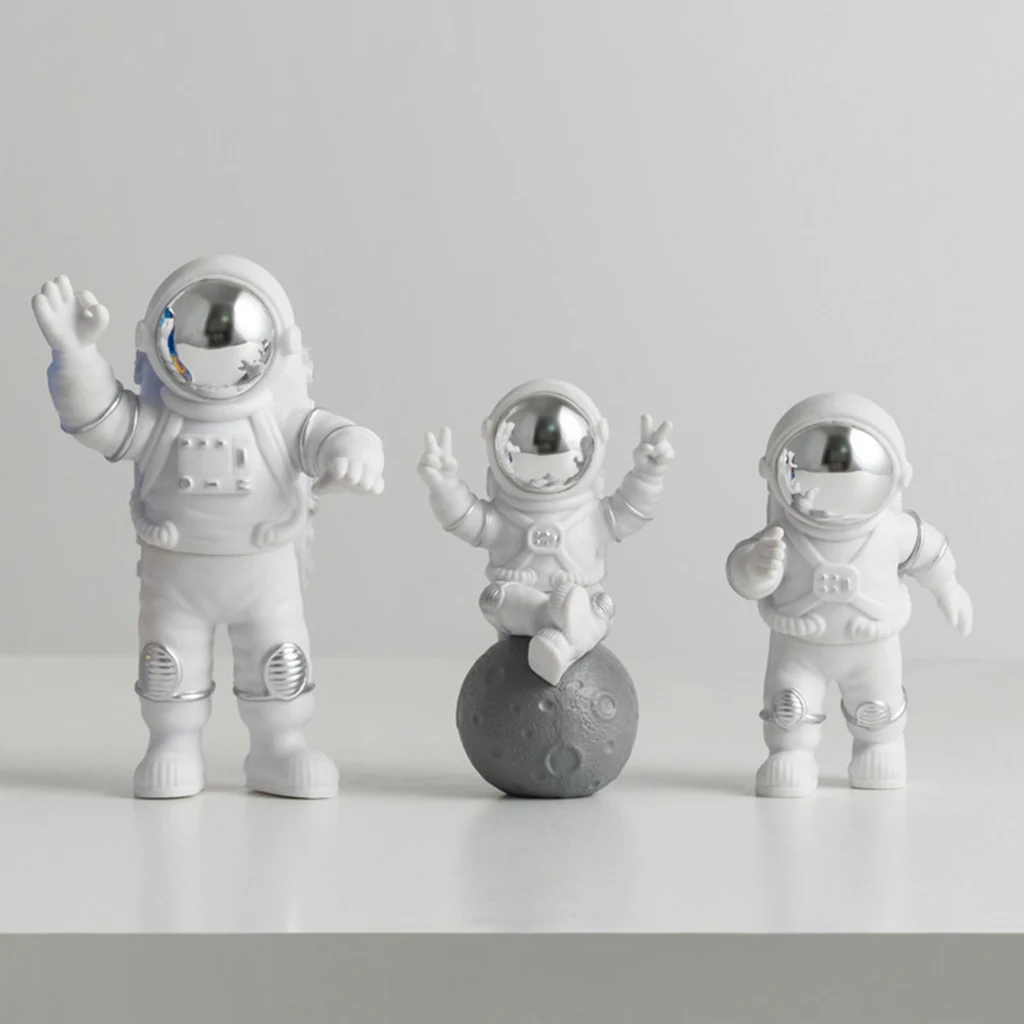 

3Pcs PVC Astronaut Statue Model Shelf Bookcase Spaceman Figurine Decoration