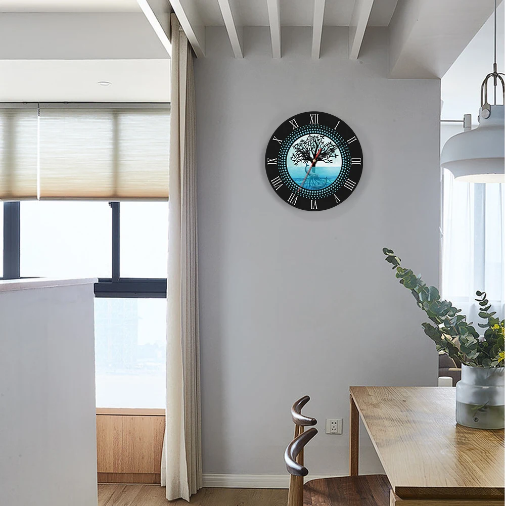

Black Aesthetic Tree Pattern Mute Round Wall-Mounted Clock European And American Style Individual Home Decorations Accessories