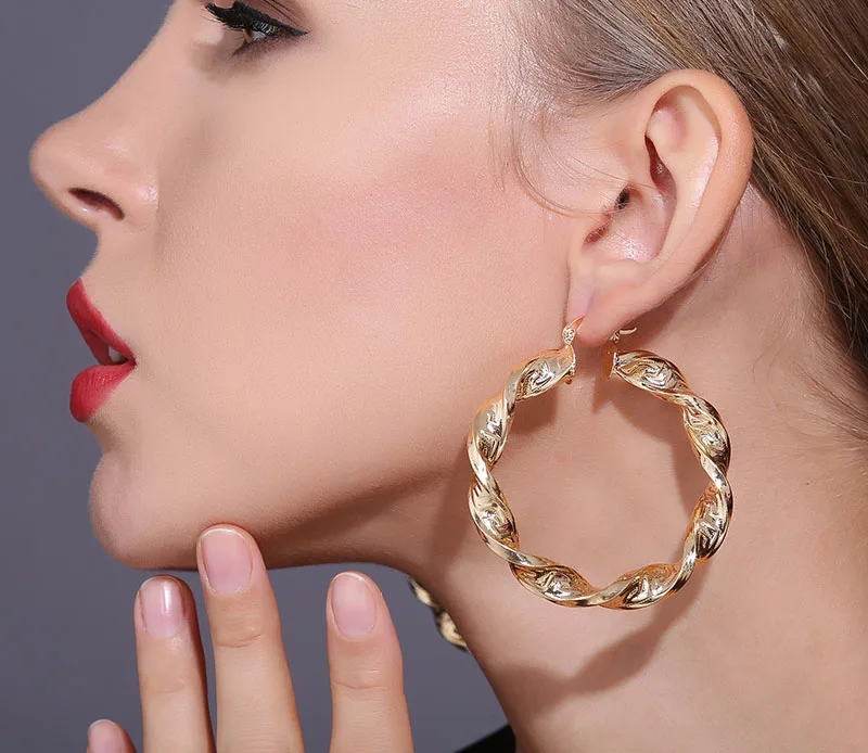 Модные серьги кольца в стиле панк с большой металлической стеной для женщин