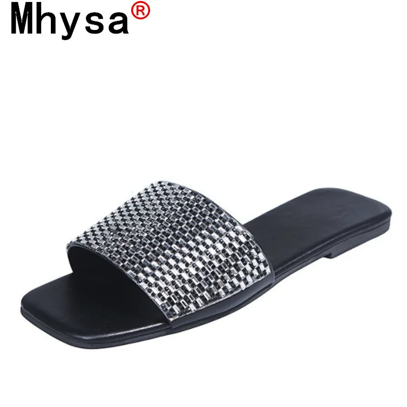 

2021 Fashion New Retro Rhinestone Women Platform Flat Sandals Summer Outdoor Square Head Beach Open Toe Slipper Shoes for Woman