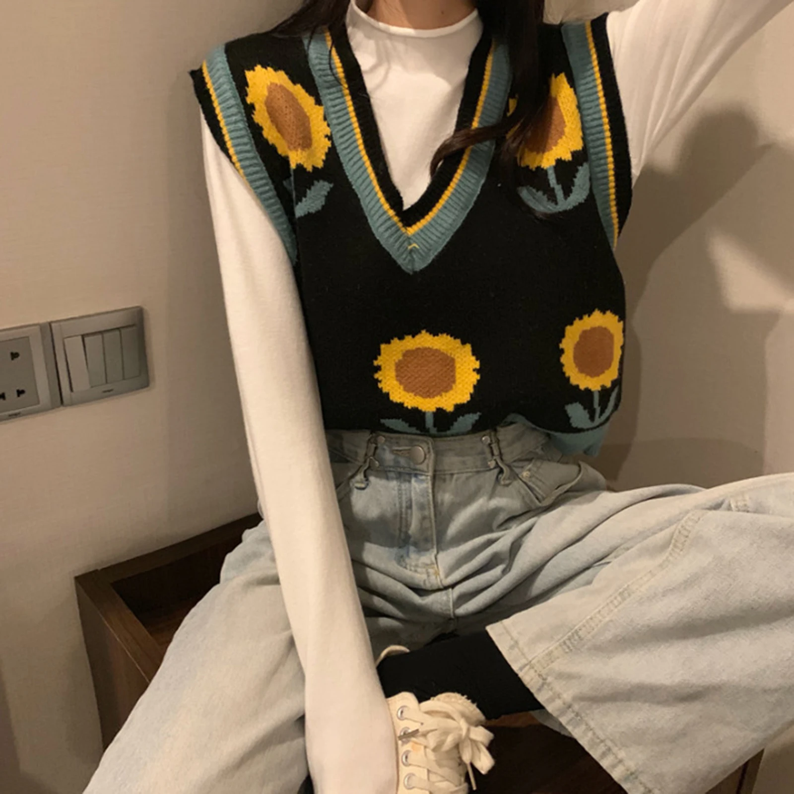 

Women's Knit Vest Top Sweater Waistcoat Sleeveless V-neck Floral Casual Tank TC21