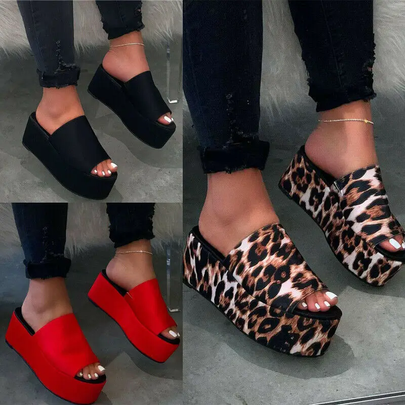 

Модные женские шлепанцы на платформе, сандалии с открытым носком, повседневная обувь на танкетке с леопардовым принтом