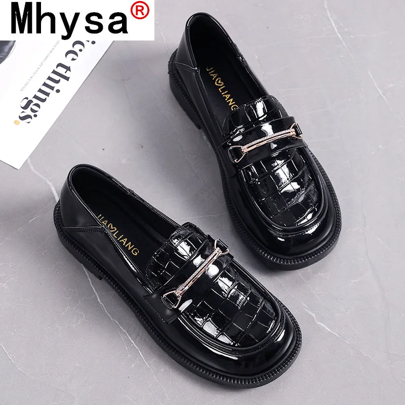 

2021 New Patent Leather Oxfords Women Shoes Flats Slip on British Style Women Shoes Solid Black Comfortable Platform Loafers
