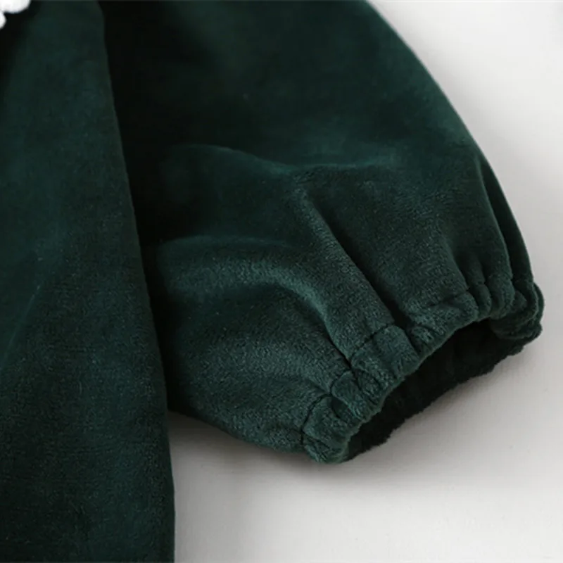 Осенняя одежда для маленьких девочек Кружевной цельнокроеный комбинезон