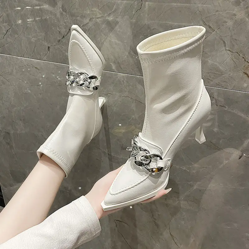 

FHANCHU 2021 Microfiber Leather Women Fashion Short Boots,Chain Fall/Winter Shoes,Ankle Botas,Pointed Toe,White,Black,Dropship
