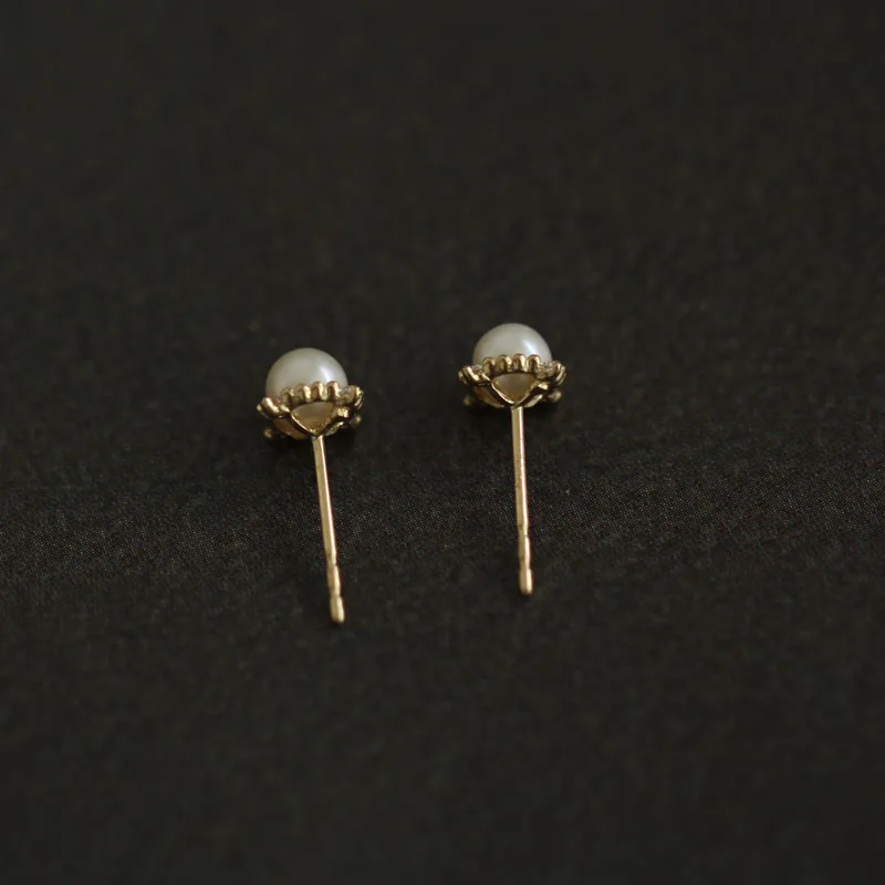 Серьги гвоздики с жемчугом и кристаллами 9 к|Серьги-гвоздики| |