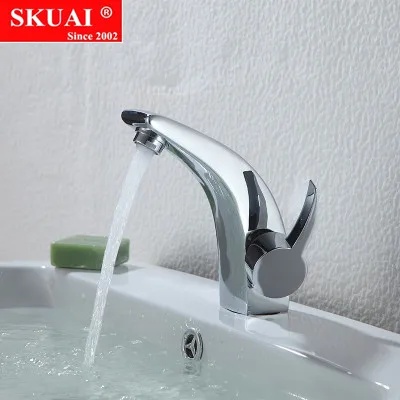 Смеситель для ванной комнаты классический хромированный латунный кран с одной