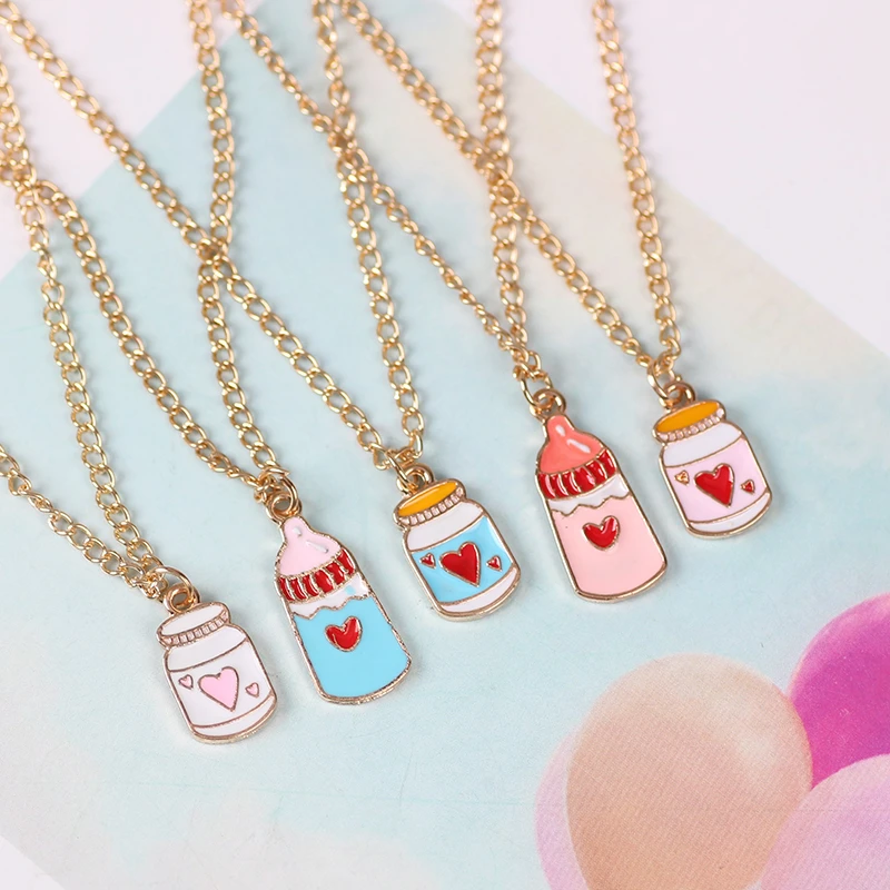 

2020 New Cartoon Milk Bottle Necklace Blue Strawberry Yogurt Bottle Shape Pendant Necklace Children's Birthday Gift