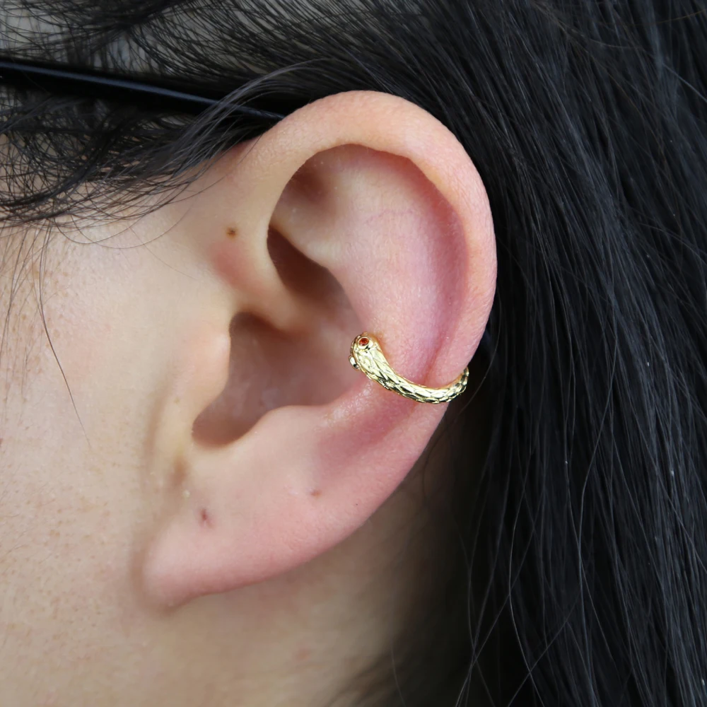 Женские серьги-клипсы в виде змеи золотистого и серебристого цвета 1 шт. |