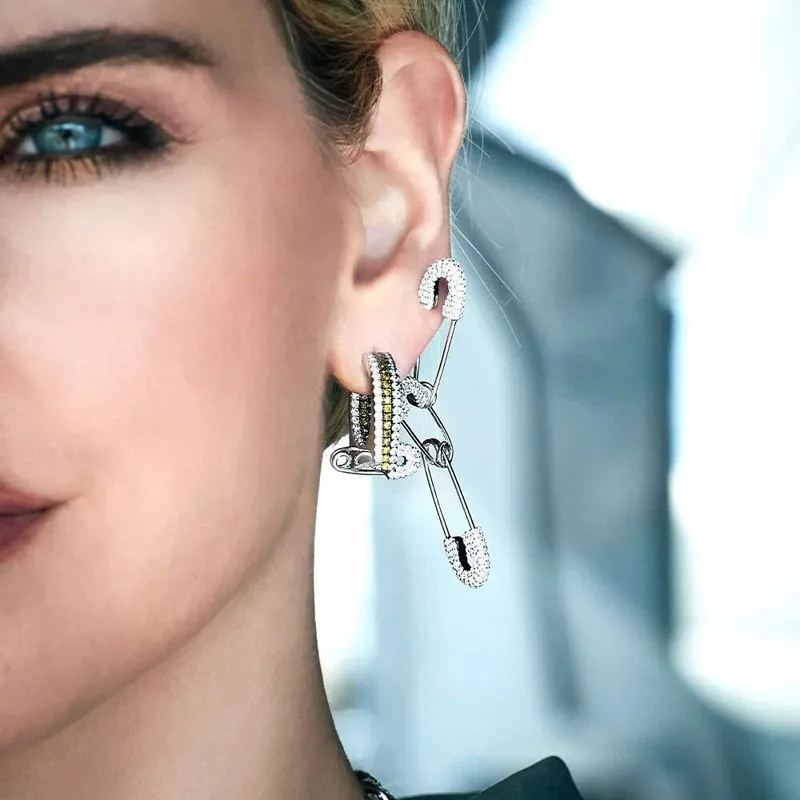 Женские серьги из серебра 925 пробы с фианитом | Украшения и аксессуары