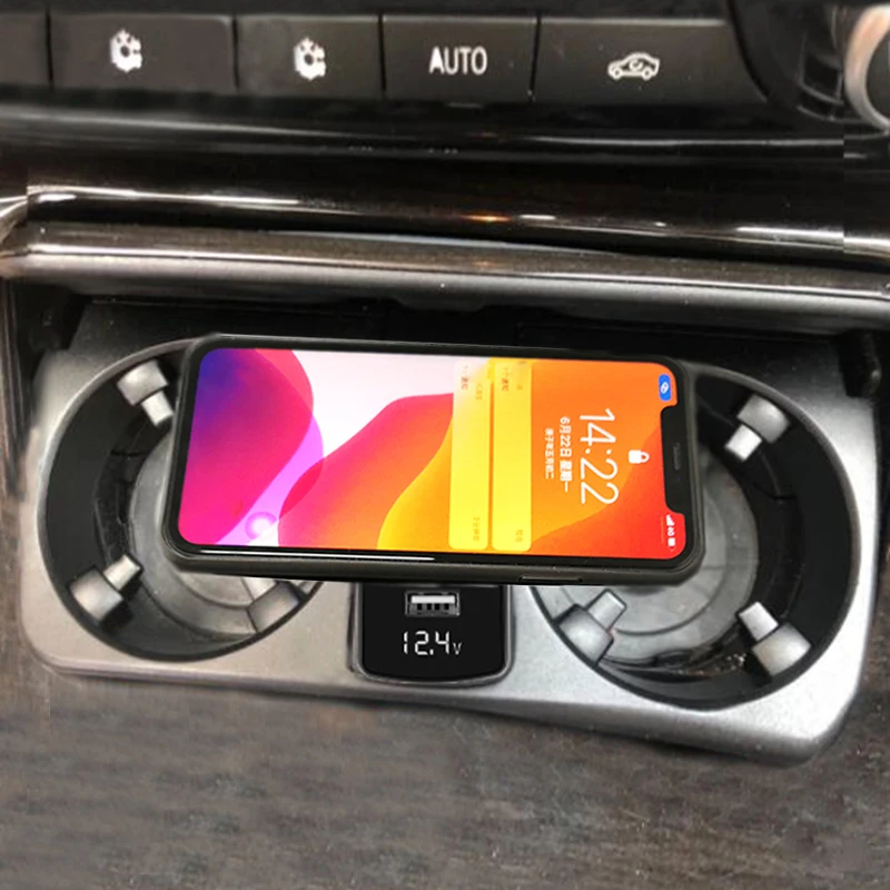 

QI phone charger for BMW 5 Series F10 F18 520i 523i 535i 2012-2017 car wireless charging plate phone holder accessories