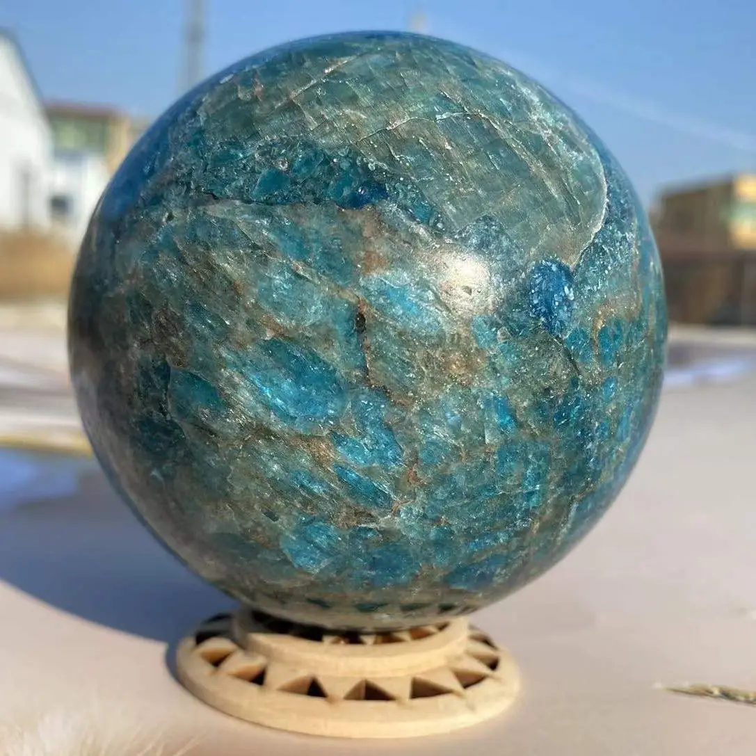 

1PC Natural Blue Apatite Ball Palm Massage Stone Reiki Crystal Madagascar Natural Quartz Crystal Healing Home Accessories
