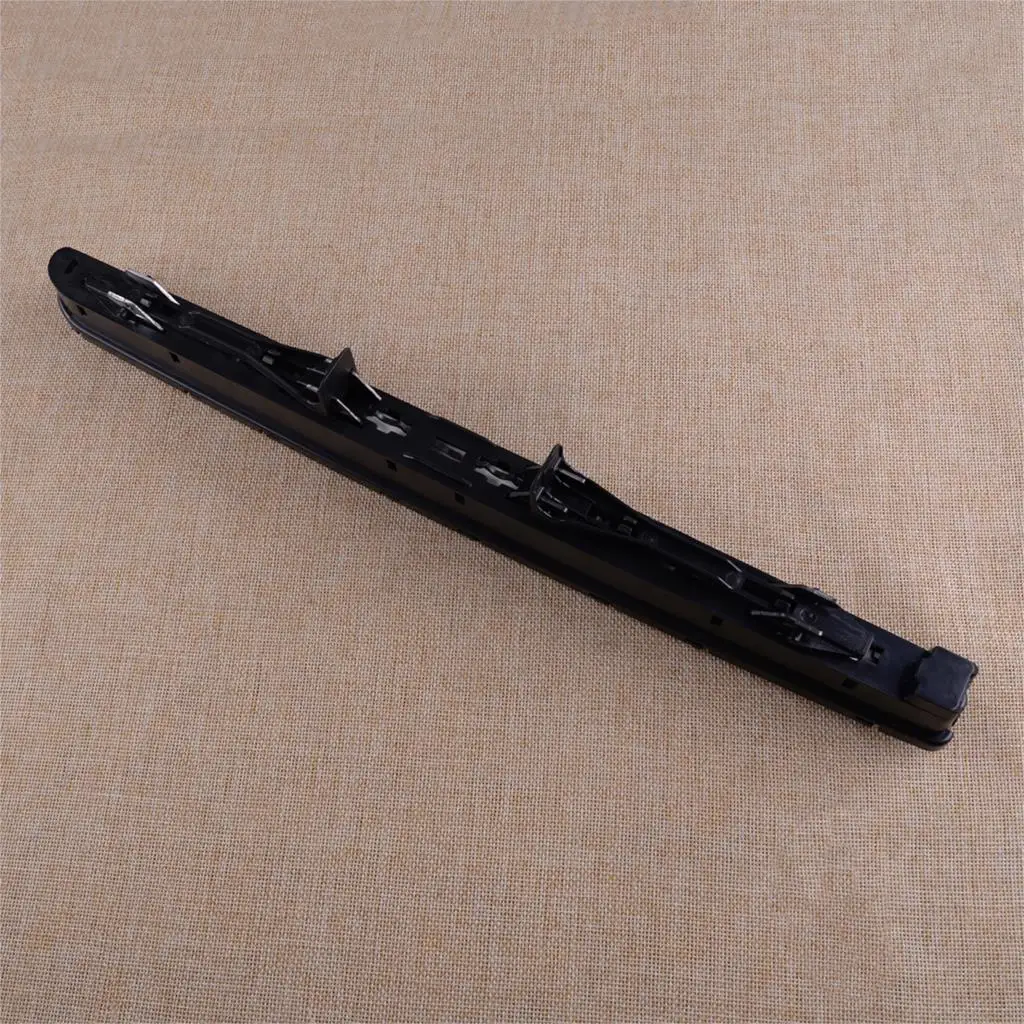 

CITALL Tail Rear Third High Mount Brake Stop Light Fit For Mercedes Benz E-Class W211 E55 E320 E500 A2118201556 2118201556