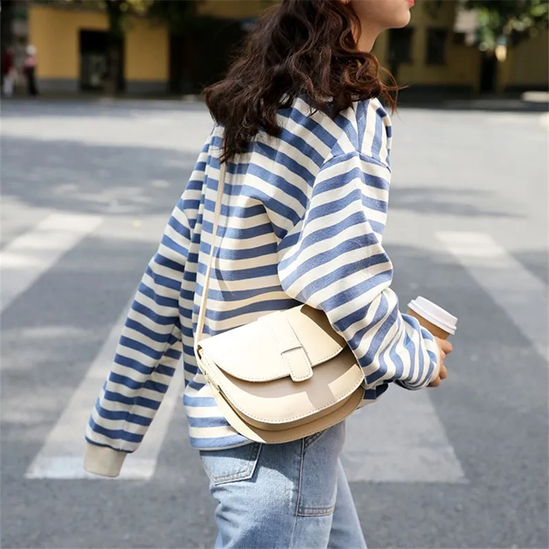 

CBAFU autumn striped sweatshirt women sweatshirt oversize korean chic streetwear loose elegant tops ladies outwear spring N340