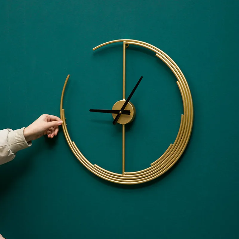 

Round Simple Wall Clock Nordic Design Metal Modern Wall Watch Minimalist Single Face Duvar Saatleri Household Products EF50WC