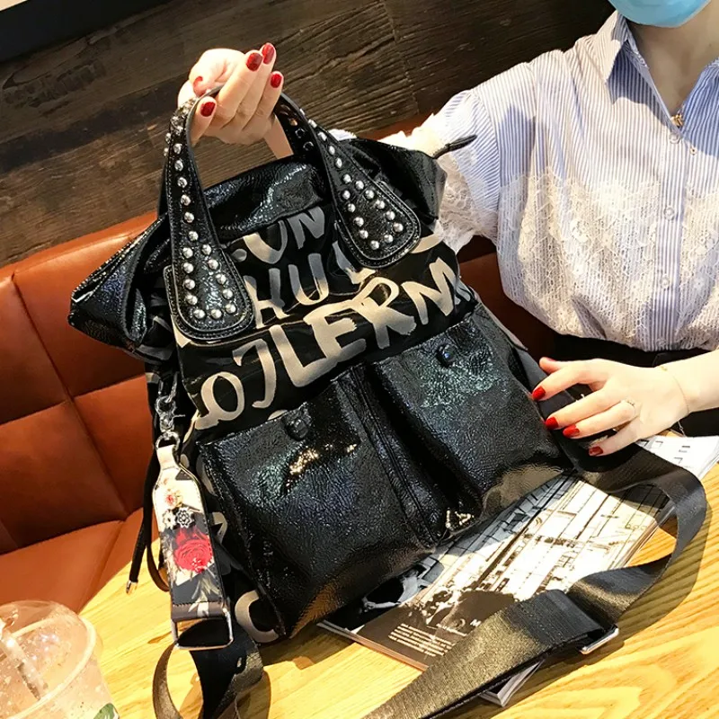 

Big Capacity Travel Bag Ladies Casual Tote Rivets Single Shoulder Bags Women Leather Handbags Fashion Designer Messenger Bags