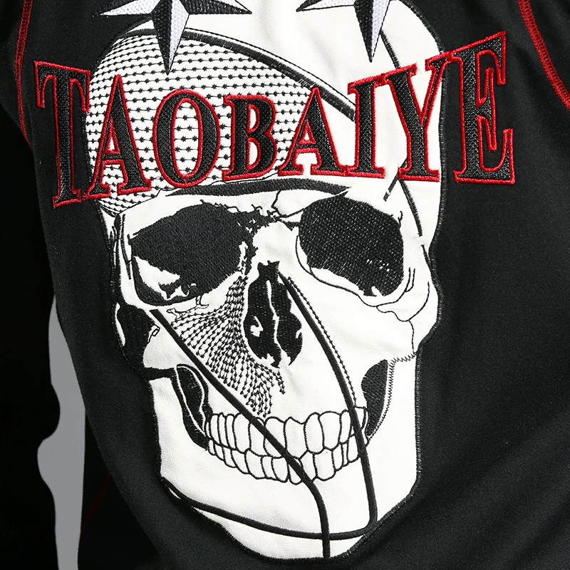 

Spring and autumn European and American style men's personality skull embroidery printing round neck pullover long sleeve shirt