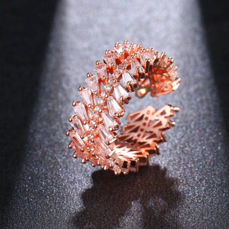 Женское регулируемое кольцо Bettyue очаровательное из кубического циркония три