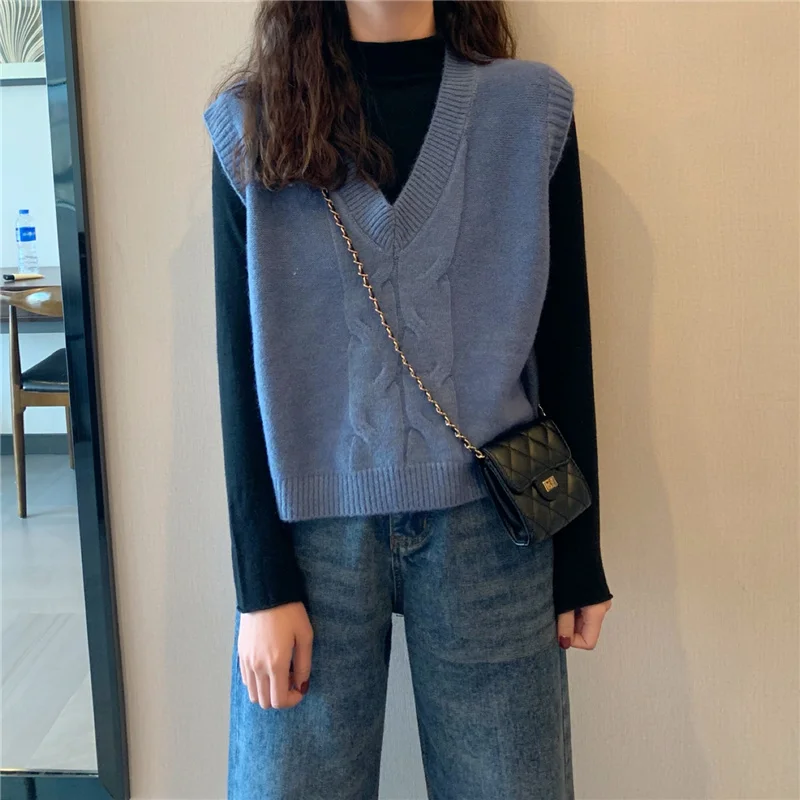 

Autumn 2020 Fashion Cute Girl Sweater Vest Women Jumper V Neck Pullover Knitted Vests Women Preppy Style Casual Loose 8 Colors