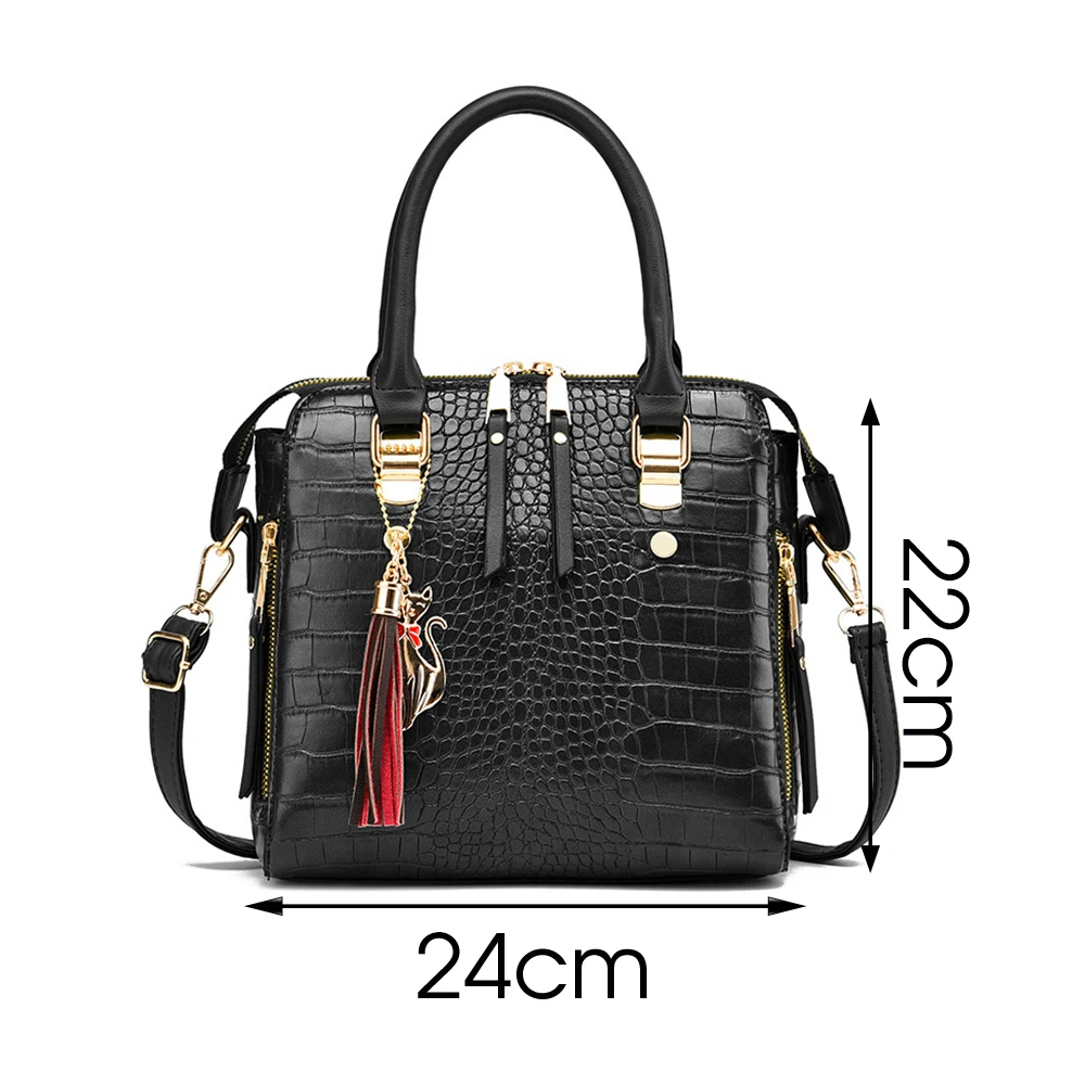 

Famous Brand Women Handbags 2021 Tassel Designers Crossbody For Woman Fashion Design Purses Totes Soft PU Leather Shoulder Bag
