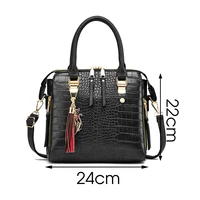 Tassel Designers Fashion Women Alligator Pattern Leather Bag Large Capacity Shoulder Bags Casual Tote Simple Top-handle HandBags
