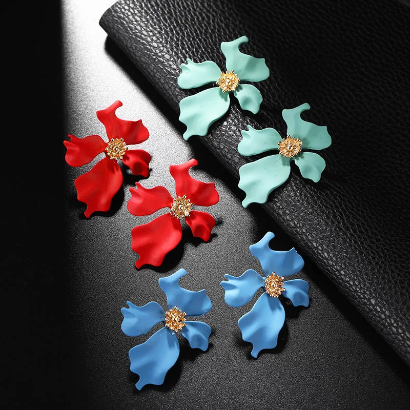 Женские серьги подвески в виде цветка большие висячие корейская