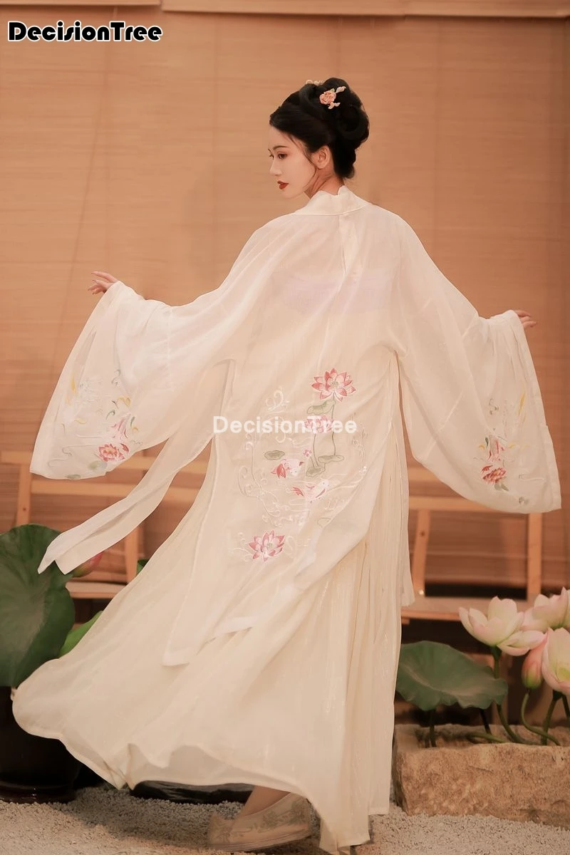 

2021 ancient chinese hanfu embroidery cloak traditional hanfu medieval costumes lady embroidery coats ancient elegant cloak