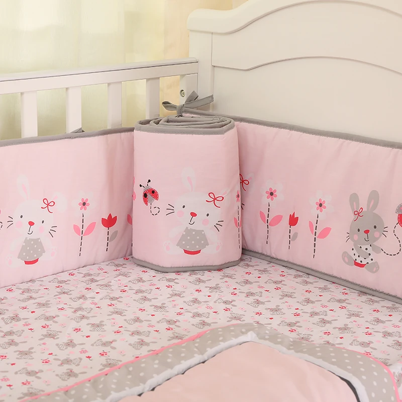 Комплект постельного белья для маленьких девочек розовая кроватка с кроликом из