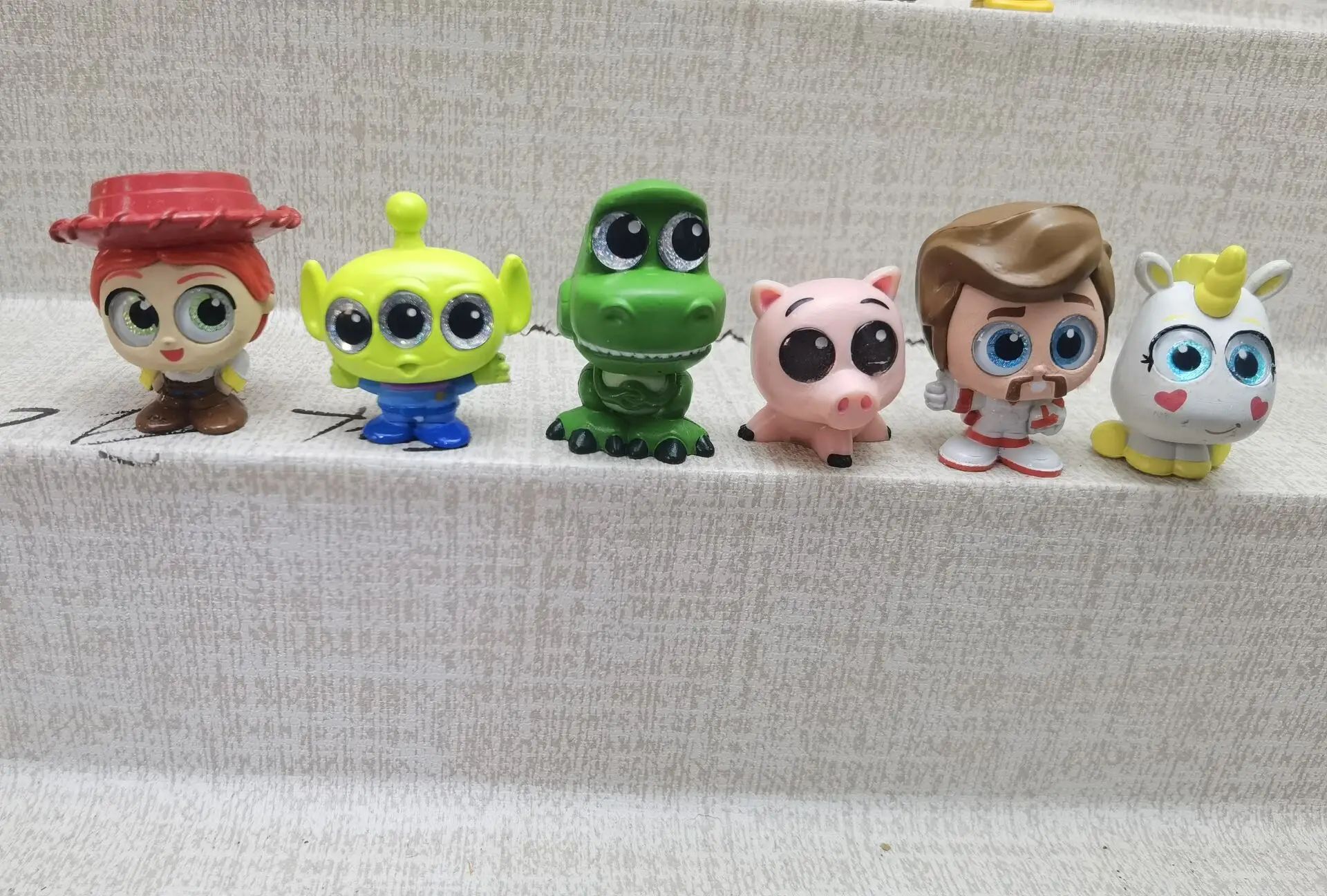 Можно выбрать дверные куклы Disney принцессы серии 4 и 5 Мультяшные монстры игрушки