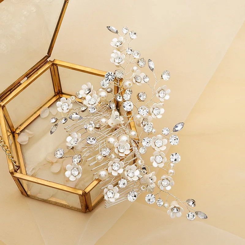 Женская заколка для волос ручной работы стразы жемчужные цветы серебристого