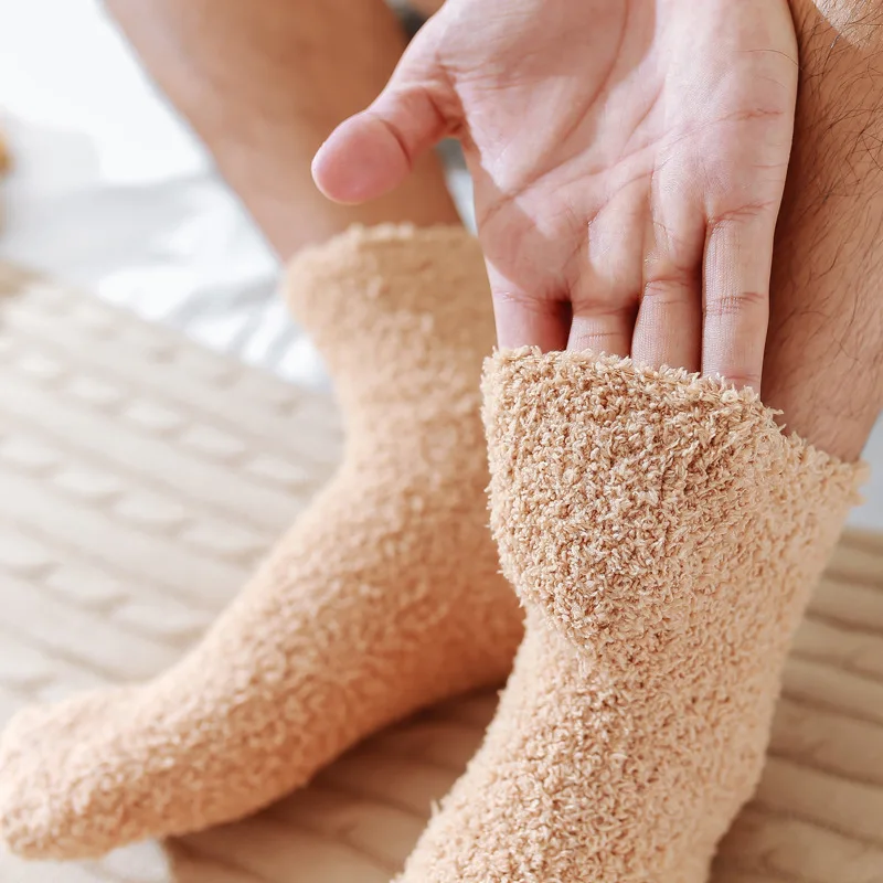 Однотонные мягкие мужские пушистые носки коралловый бархат зимние теплые