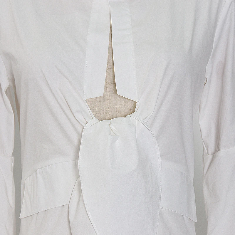 TWOTWINSTYLE элегантные босоножки рубашка с галстуком бабочкой и Для женщин V образным