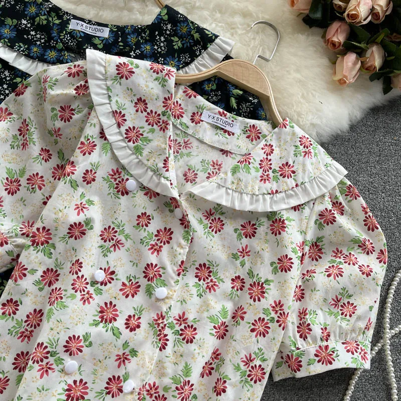 

South Korea dongdamen floral shirt women's sweet fungus edge Lapel age reduced bubble sleeve top women's summer wear