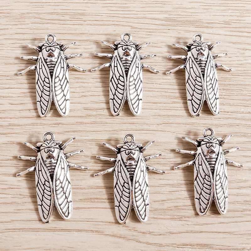 

10pcs 22*27mm Alloy Antique Silver Color Moth Charms for Jewelry Making Necklaces Earrings Pendants Making Accessories DIY Craft