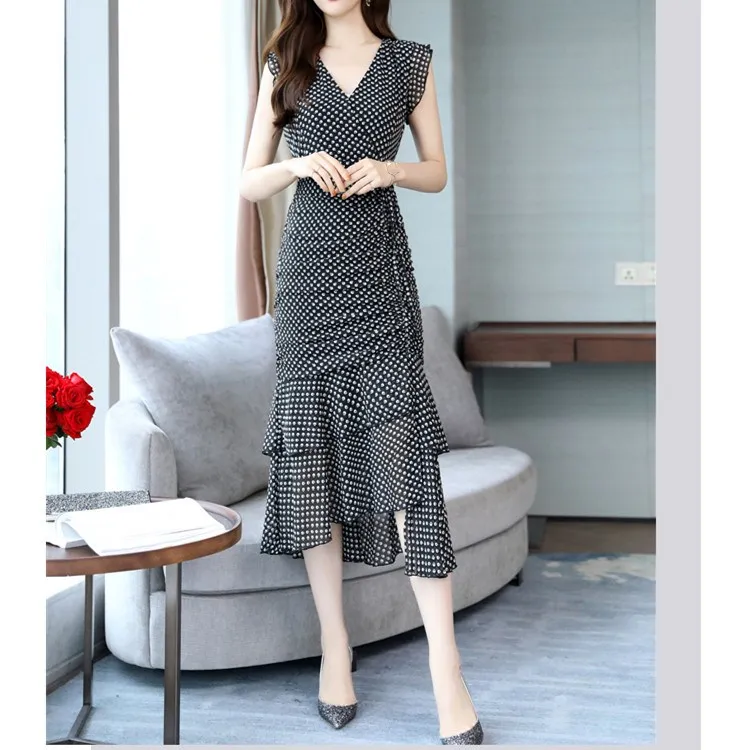 Женское облегающее платье без рукавов винтажное шифоновое с рюшами для клубной