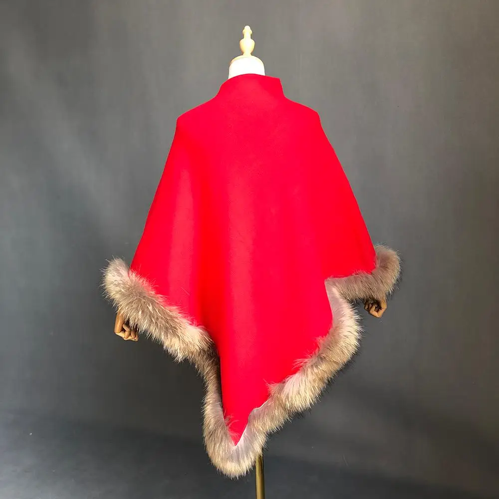 Женское пончо Модный пуловер шаль зимнее теплое с меховым верхом |