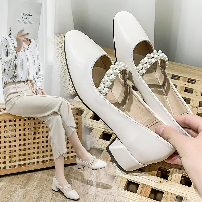 

Корейский свежий жемчуг ремешок из мягкой кожи в стиле «Мэри Джейн» туфли женская обувь на плоской подошве без шнуровки; Квадратный носок о...