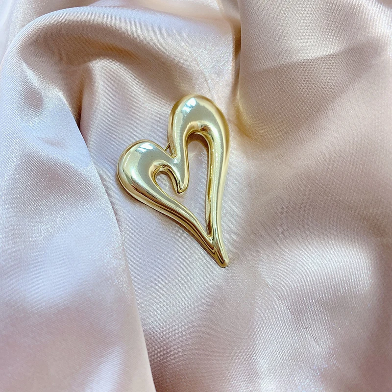 Французский стиль металлические полые броши для мужчин и женщин унисекс