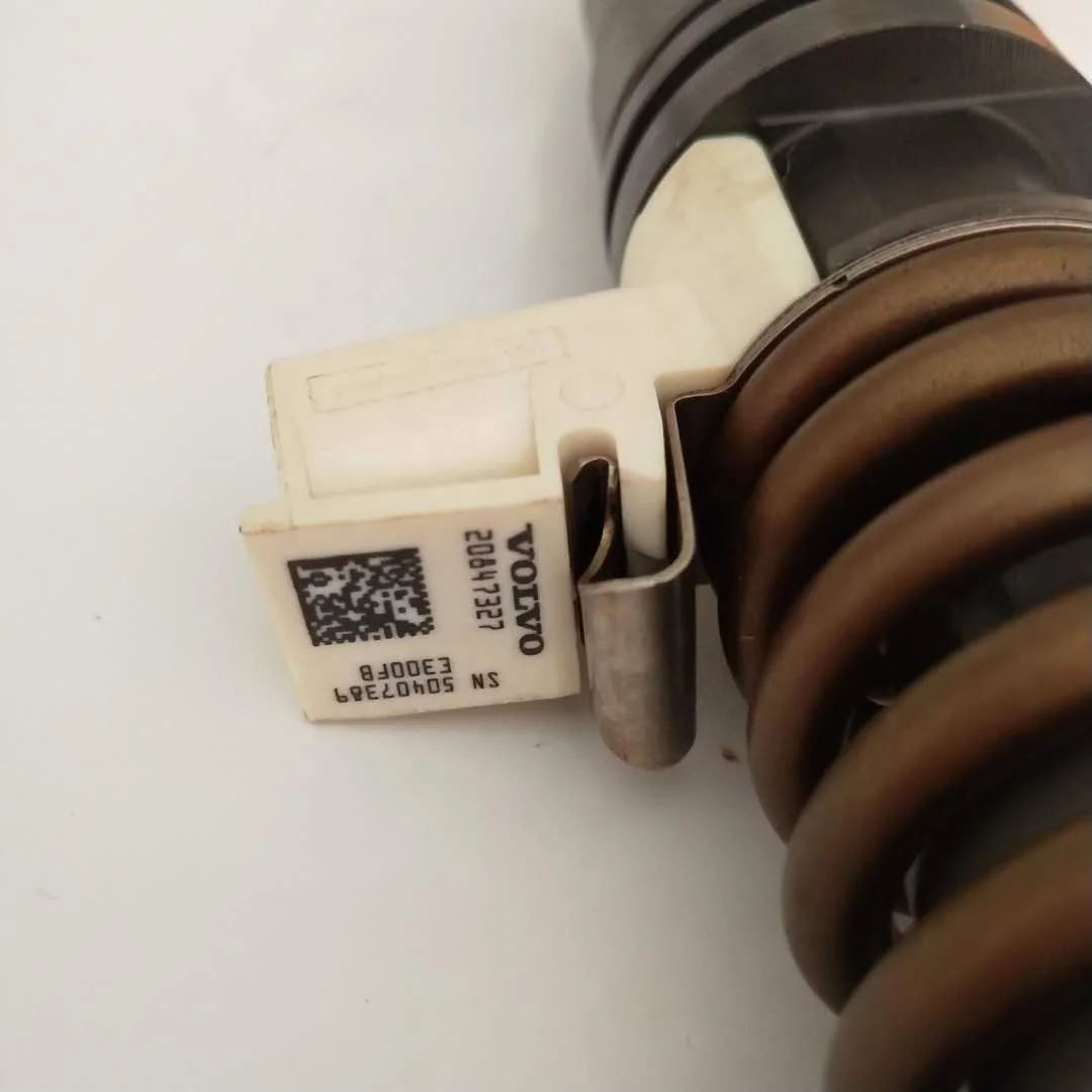 

EC460B EC360B Injector D12D Diesel Excavator Injector 20847327