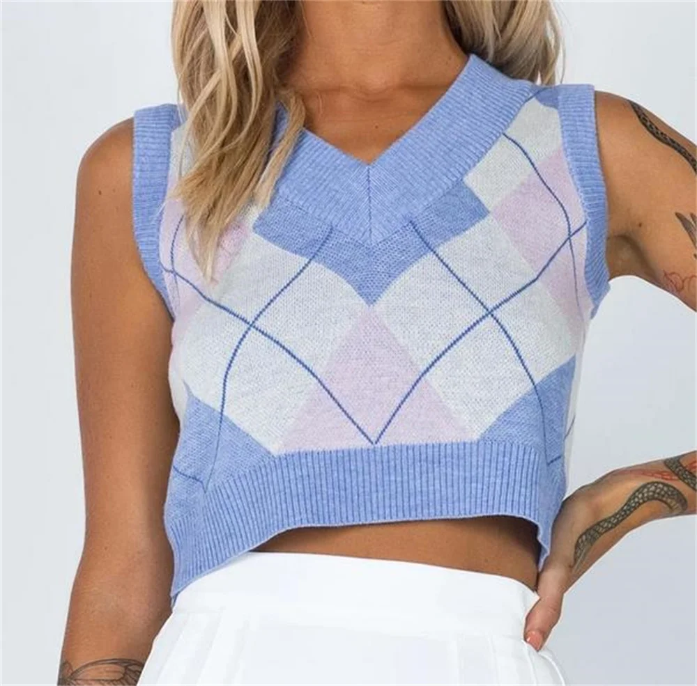 

Women’s Autumn Casual V-neck Knitted Vest Fashion Contrast Color Plaid Short Style Sleeveless Vintage Argyle Retro Sweater