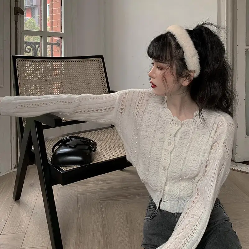 

Ladies Retro Pearl Petal Collar Hollow Beaded Knit Cardigan Women Outer Wear Long Sleeve Solid Color Top All-match Casual