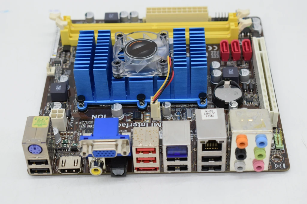 Для ASUS AT3N7A-I интегрированная Aton330 Bluetooth DDR2 17*17 см мини материнская плата оригинальная б/у материнская плата