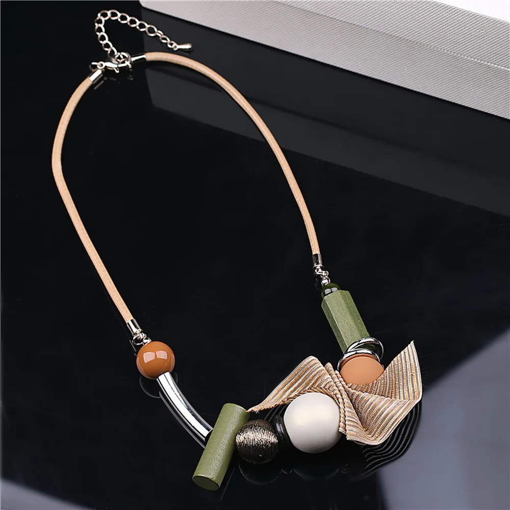 Ожерелье женское из акриловой смолы массивное с бусинами | Украшения и