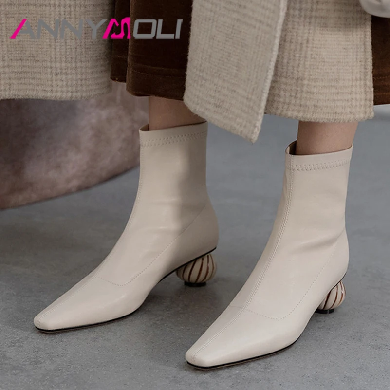 

Ботильоны женские из натуральной кожи, на среднем каблуке, с острым носком