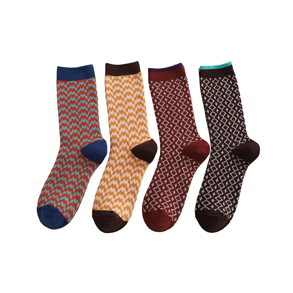

1 Pair Women Socks Spring Autumn Retro Style High Quality Women Men Couple Cotton Socks Bird Stripes Pattern Solid Color Socks