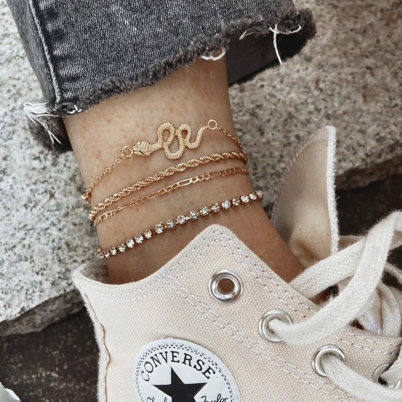 

2023Retro Full Diamond Snake-Shaped Chain Multi-Layer Anklet Four-Piece Set Woman Anklets Gold Jewelry Joyero Gothic Accessories