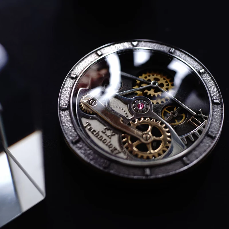 Eye-Catching Coin Earning Coin Pocket Watch Coin Setting Craft Fingertip Gyro Decompression Toy EDC enlarge
