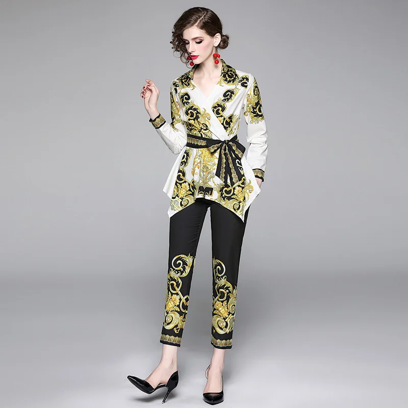 Высококачественная футболка с V-образным вырезом на заказ-Новая женская из двух