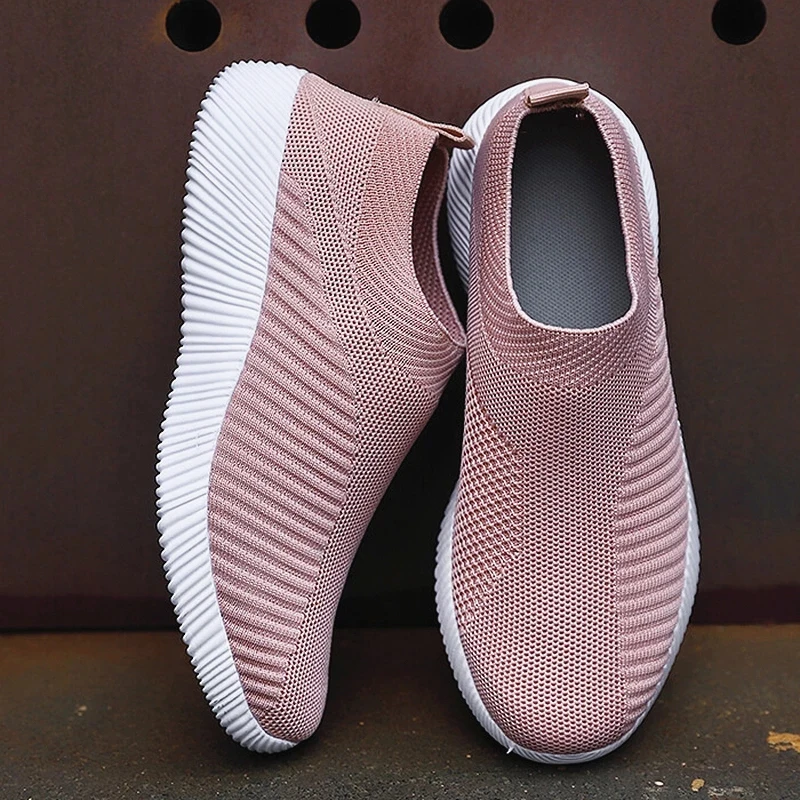 New Women Vulcanized Shoes Breathable Running Sneakers Slip On Flats Shoes Loafers Plus Size 42 Mesh Walking Sports Women's Flat