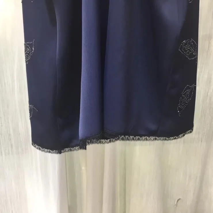 

Women's Camis Lace Spliced Leaf Strass Appliques Navy Blue V-neck Top